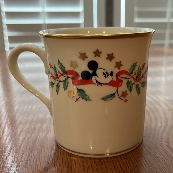 Lenox Other - Vintage Lenox Disney Mickey Mouse Holiday coffee mug.